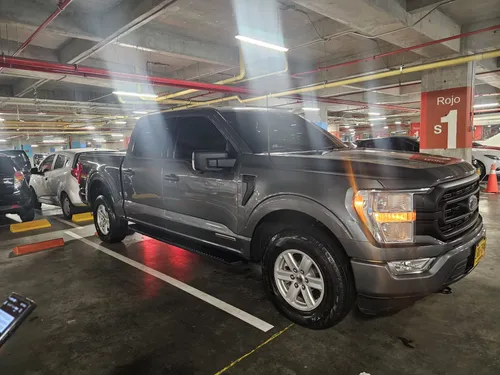 FORD F150 XLT HIBRIDA 2022 POWERBOOST 3.5 4X4 con 36.000 km ÚNICO PROPIETARIO 