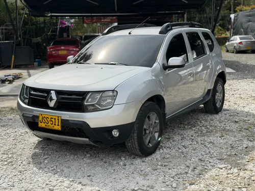 RENAULT DUSTER 2021 4x4