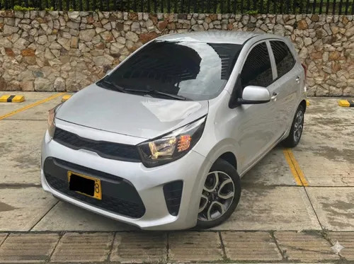 Kia Picanto Zenith 2022  35000 kmts 