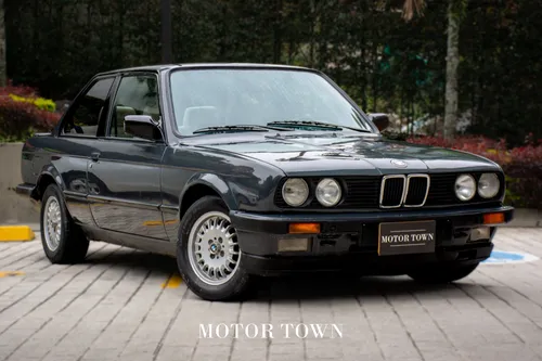 BMW E30 320i Coupe 1983