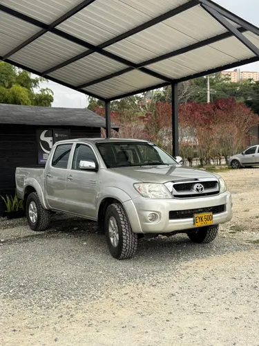 Toyota HILUX 2.7 GASOLINA 4x4