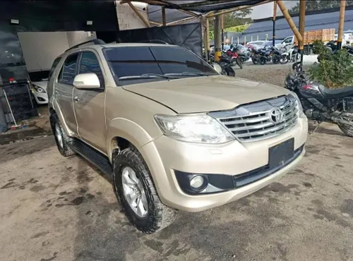 Toyota Fortuner blindada 2012