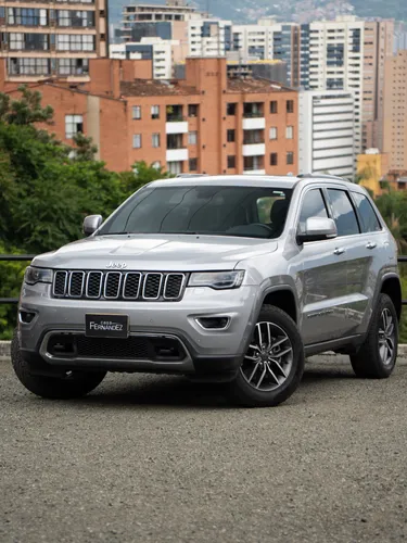 Jeep Grand Cherokee Limited 2021