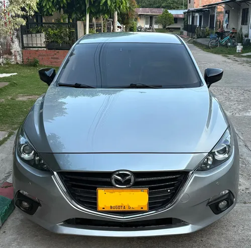 Mazda 3 Touring MT