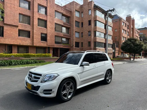 Mercedes Benz GLK 300 PLUS PAQUETE AMG 