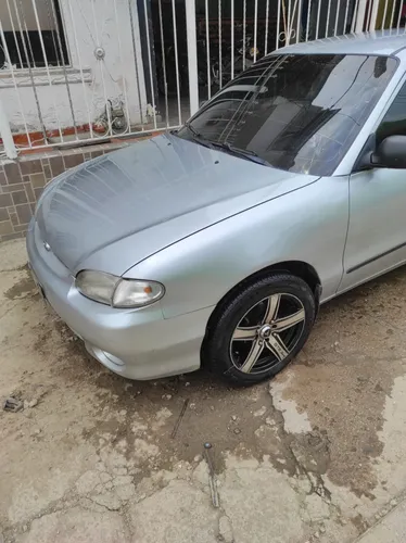 Hyundai accent buen estado 