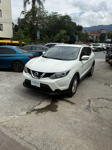 NISSAN QASHQAI ADVANCE MT