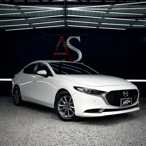 MAZDA 3 TOURING BLANCO 2.0 2022 AT