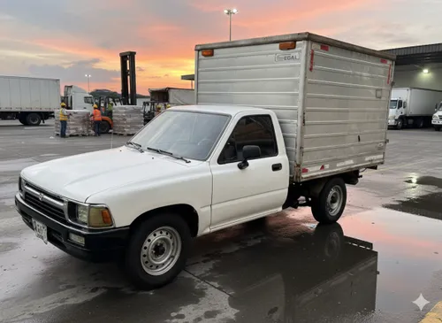 TOYOTA HILUX FURGÓN 1998