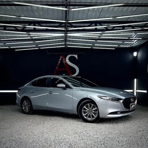 MAZDA 3 TOURING PLATA 2.0 2023 HIBRIDO BLINDADO