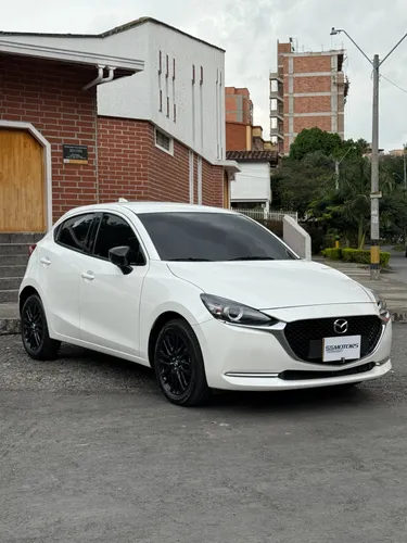 MAZDA 2 GRAND TOURING LX 2024