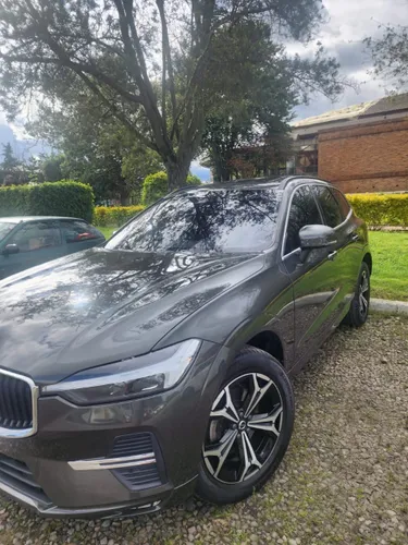 Volvo XC60 2022
