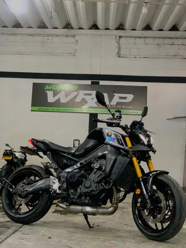 Yamaha mt09 vs3 modelo 2022 