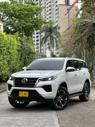 Toyota Fortuner SRV 2.7 2022
