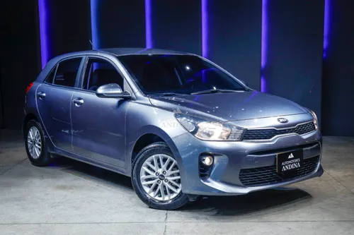 Kia RIO EMOTION TP 1400CC 4P R15 2020