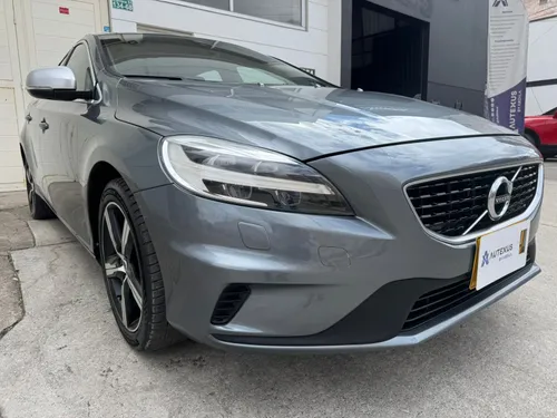 Volvo V40 2.0 T4 Drive-e R-design 2017