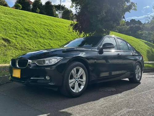 BMW Serie 3 2.0 320i F30 Sportline 2013