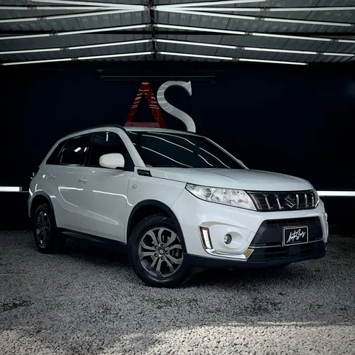 SUZUKI VITARA LIVE ALL GRIP BLANCO 1.6 2022 AT