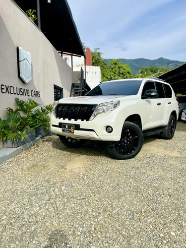 TOYOTA PRADO TX 2012