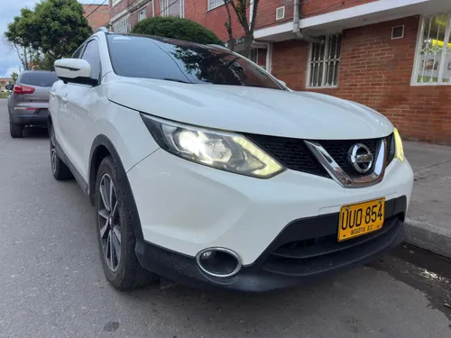 Nissan Qashqai Exclusive 2015
