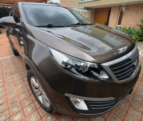 KIA SPORTAGE REVOLUTION LX 