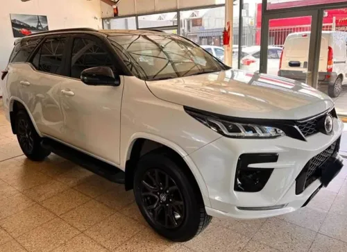 Toyota Fortuner GR 2026