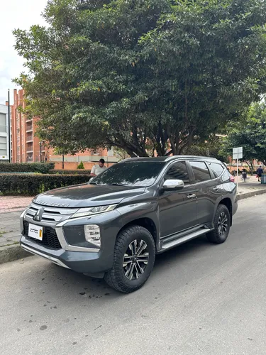 Mitsubishi Montero Sport 2021