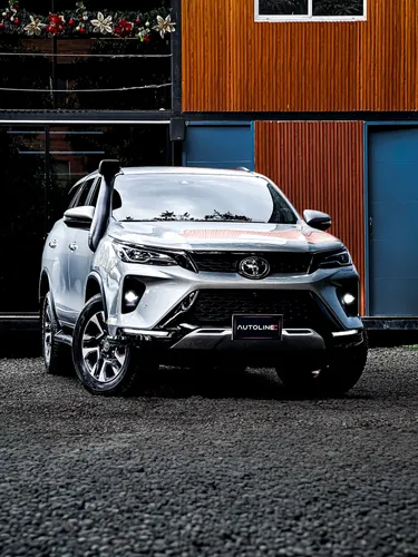 Toyota Fortuner SRV 2.8 4x4 2024
