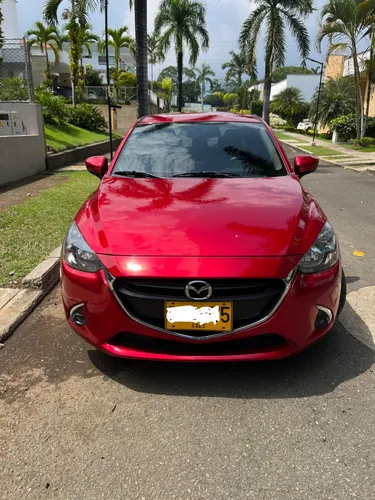 Mazda 2 touring 2020