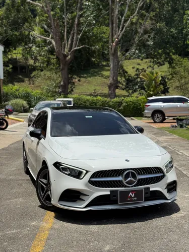 MERCEDES BENZ  2022  A200  1.3T  AT