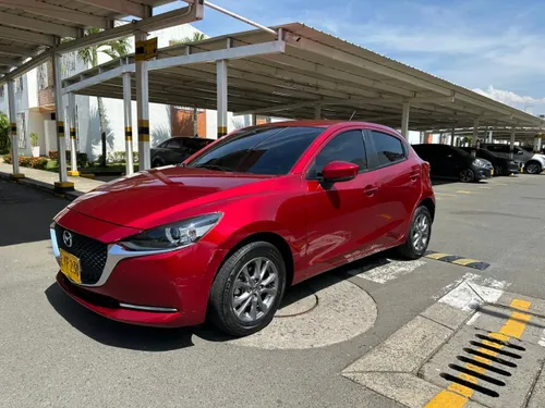 Mazda 2 Touring Automático 2023 