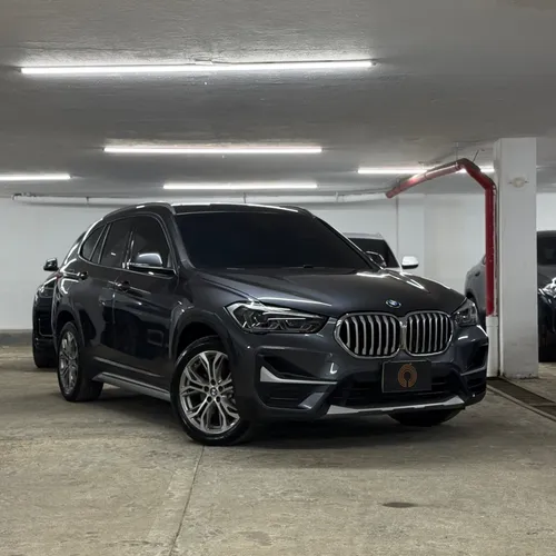BMW X1 18i