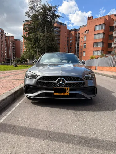 Mercedes Benz C200 AMG Line 2025