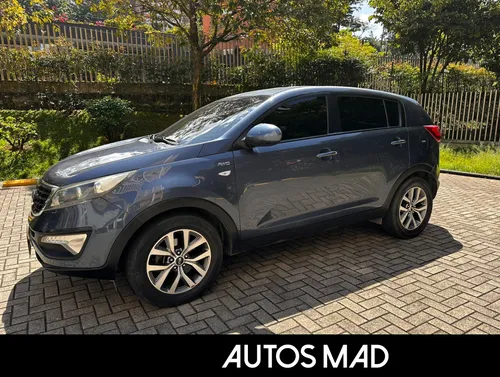 KIA SPORTAGE LX 4X4