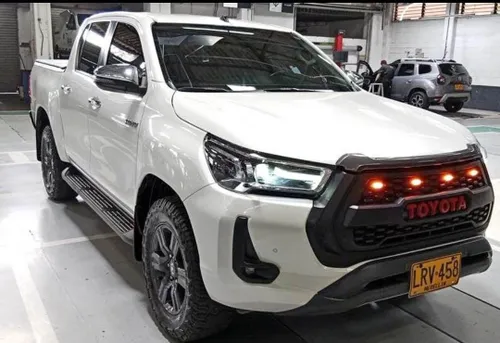 Toyota Hilux 2022 diésel 