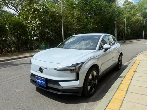 Volvo EX30 Core RWD