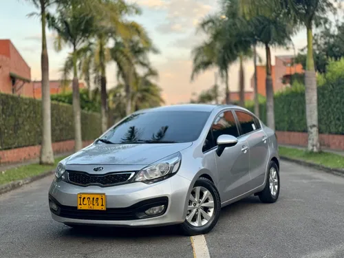 Kia Rio 2015 