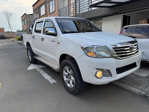 Toyota Hilux 2014 140.000 km