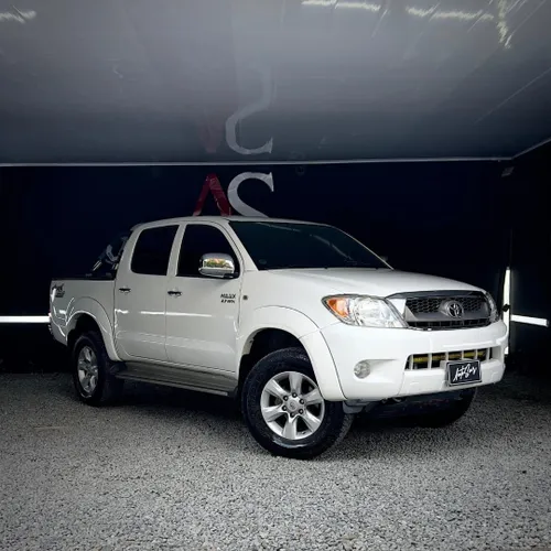 TOYOTA HILUX BLANCA 2.7 2008