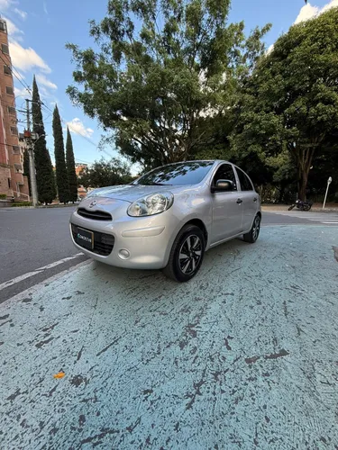 Nissan March Active 2017 Mecánico Segundo Dueno