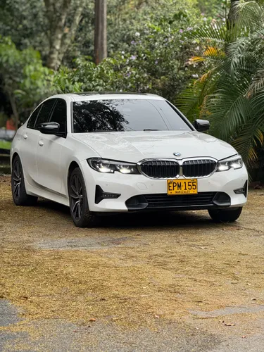 BMW 330i 2019