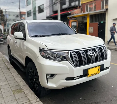 Toyota prado TXL 2013 actualizada 