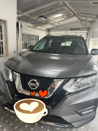 Vendo Nissan xtrail modelo 2023