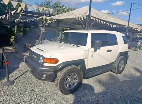 Toyota FJ Cruiser 2019