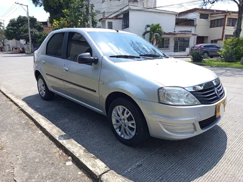 RENAULT LOGAN EXPRESSION 2014 MECÁNICO 