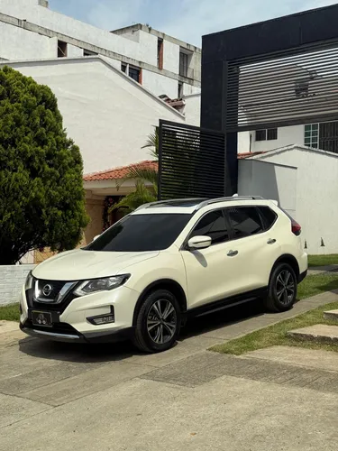Nissan X-TRAIL Advance AT