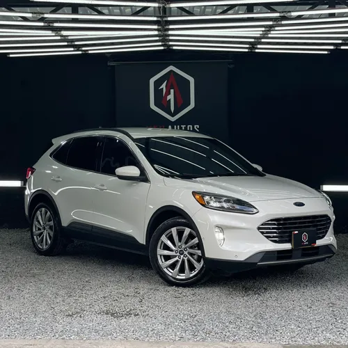 FORD ESCAPE TITANIUM HEV 2022