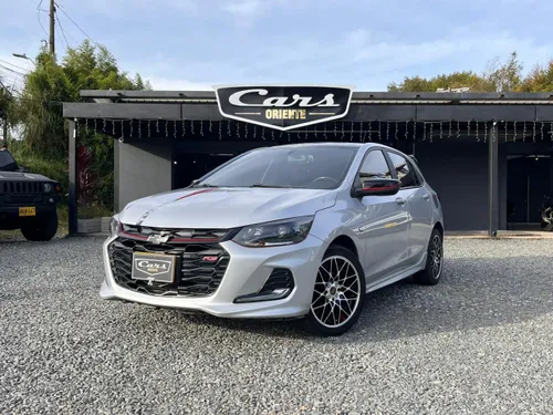 Chevrolet Ónix Turbo RS MT 