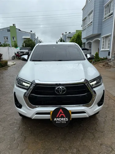 Toyota Hilux SRX 2.8 2023 