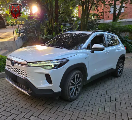 Toyota Corolla Cross híbrido seg 2025